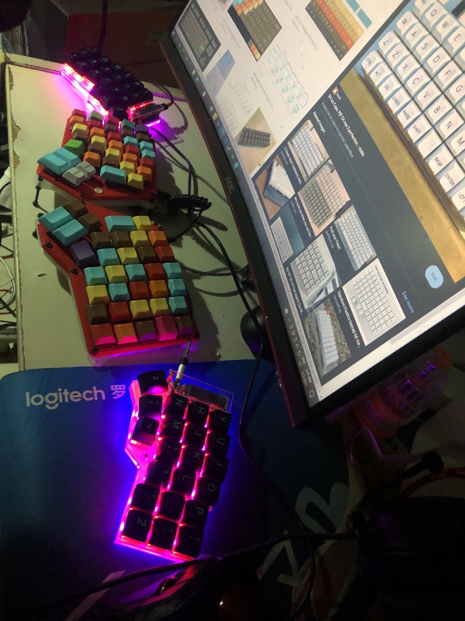 /_app/immutable/assets/keeb2.jsbDjTZ9.jpg